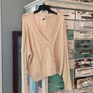 Cabi cropped cable pullover